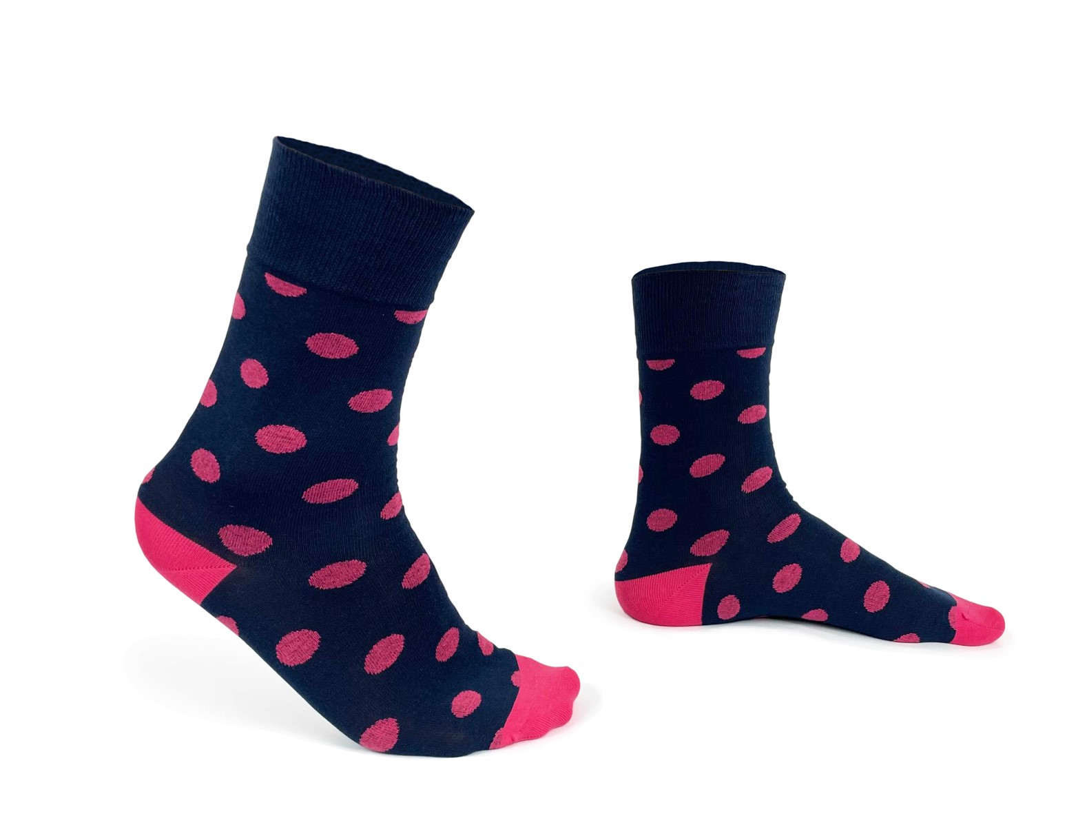 chaussettes-fantaisie-hommes-femmes-en-coton-bleu-marine-à-motif-gros-pois-roses-remaillées-à-la-main